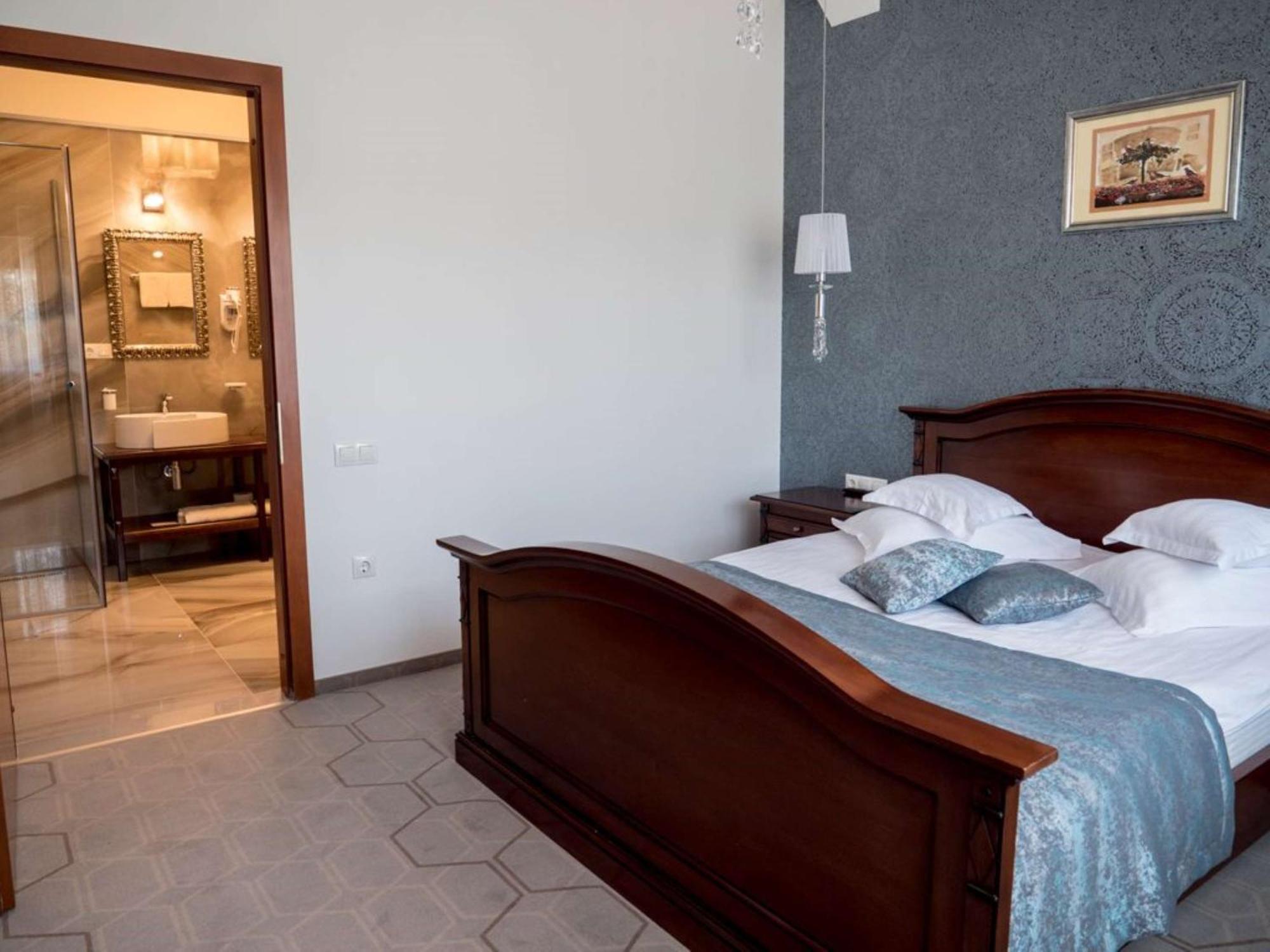 Western Silva Hotel 4*